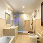 빌라 Oleandra Sul By Interhome